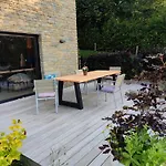 Fredhousedurbuy 2 Bed and Breakfast