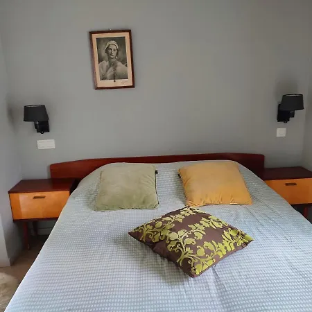 Fredhousedurbuy 2 Bed & Breakfast